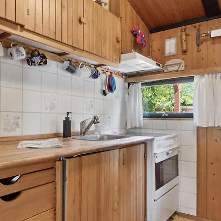Stunning In Vaeggerlose With Kitchen