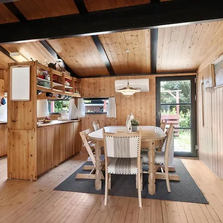 Ferienhaus Cozy In Vaeggerlose With Wifi